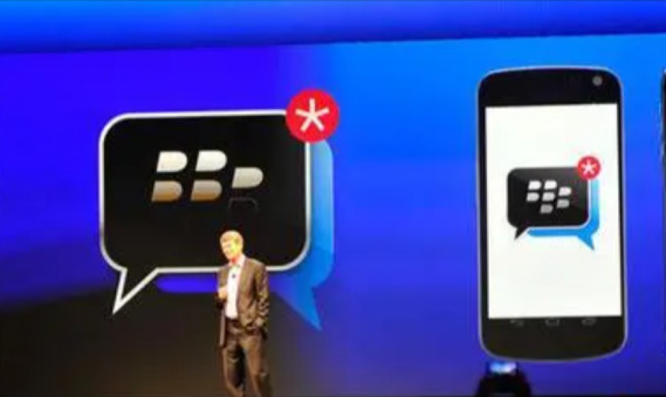 شركة بلاك بيري تسلم تطبيق BBM  لـ آبل  وتنتظر الرد